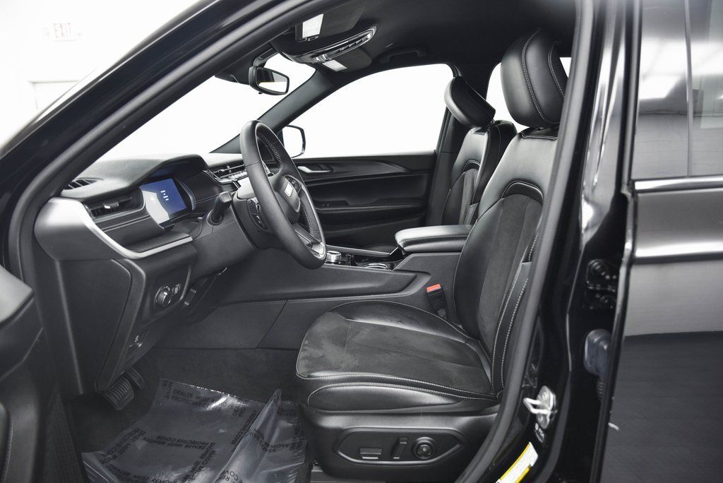 2023 Jeep Grand Cherokee Altitude X Akron OH