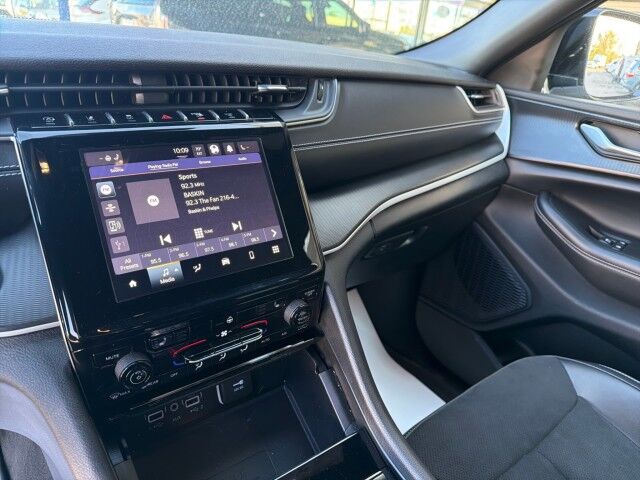 2023 Jeep Grand Cherokee Altitude X Cleveland OH