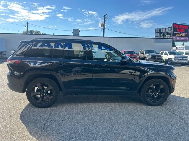 2023 Jeep Grand Cherokee Altitude X Cleveland OH