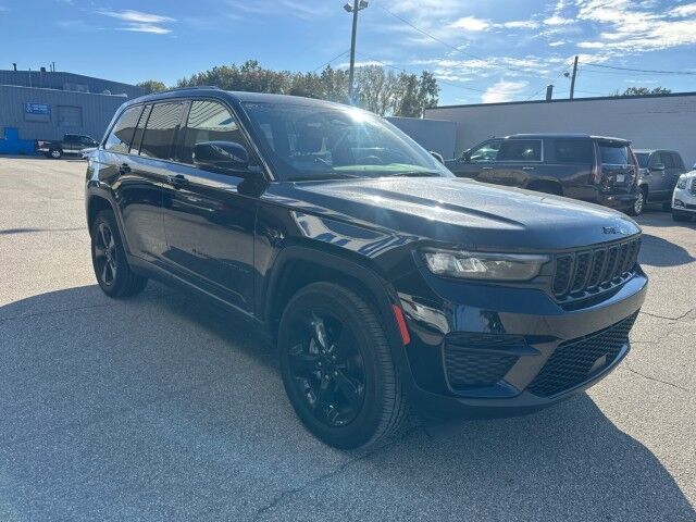 2023 Jeep Grand Cherokee Altitude X Cleveland OH