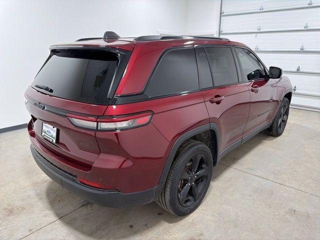 2023 Jeep Grand Cherokee Altitude X Pine River MN
