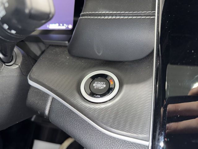 2023 Jeep Grand Cherokee Altitude X Pine River MN