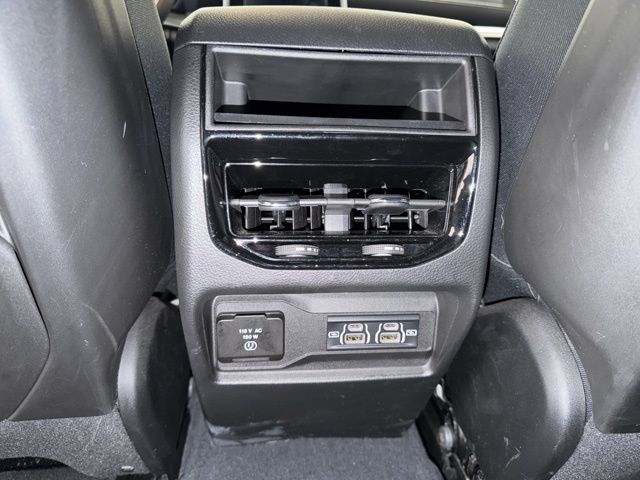 2023 Jeep Grand Cherokee Altitude X Pine River MN