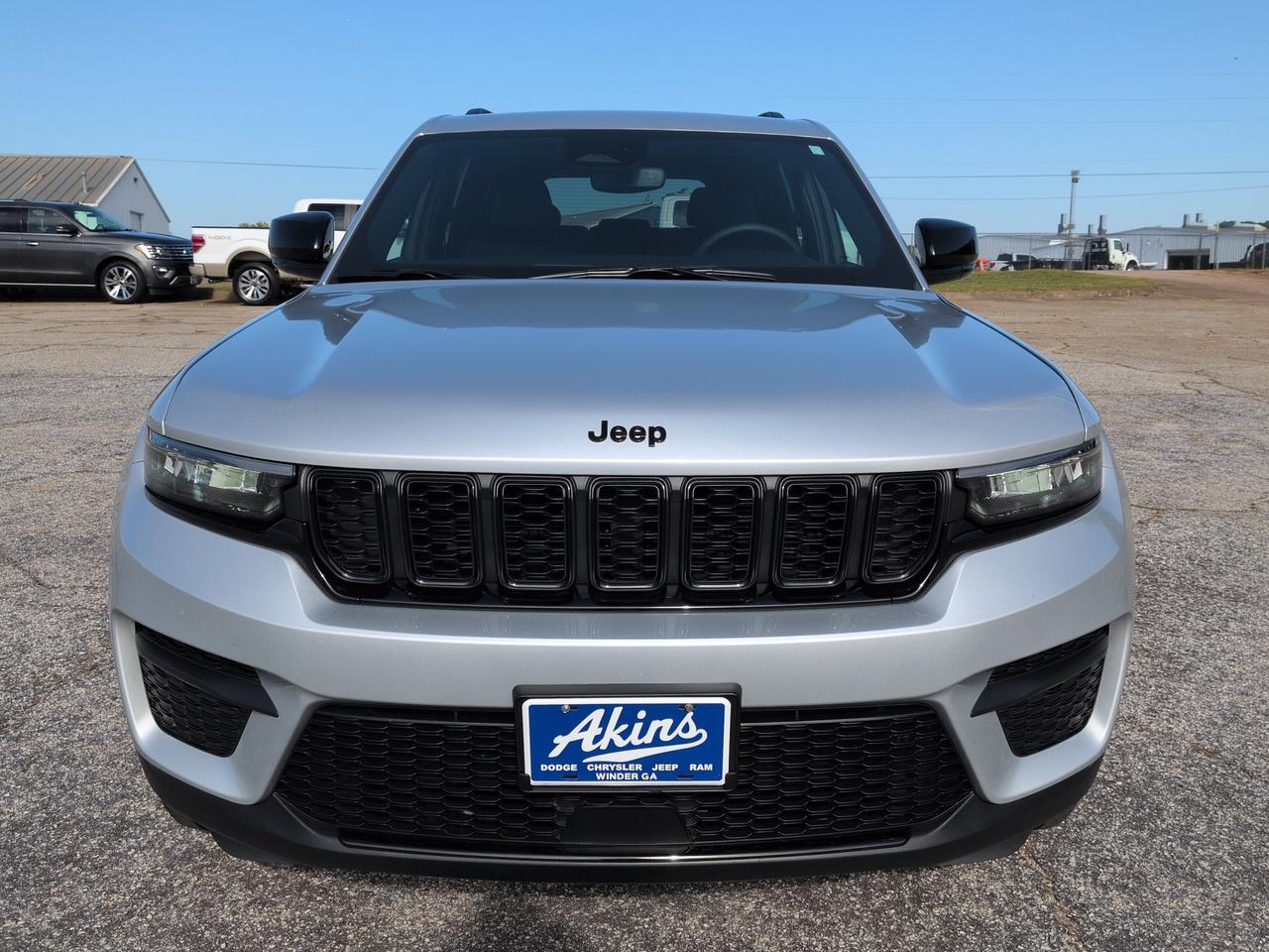 2023 Jeep Grand Cherokee Altitude X Winder GA
