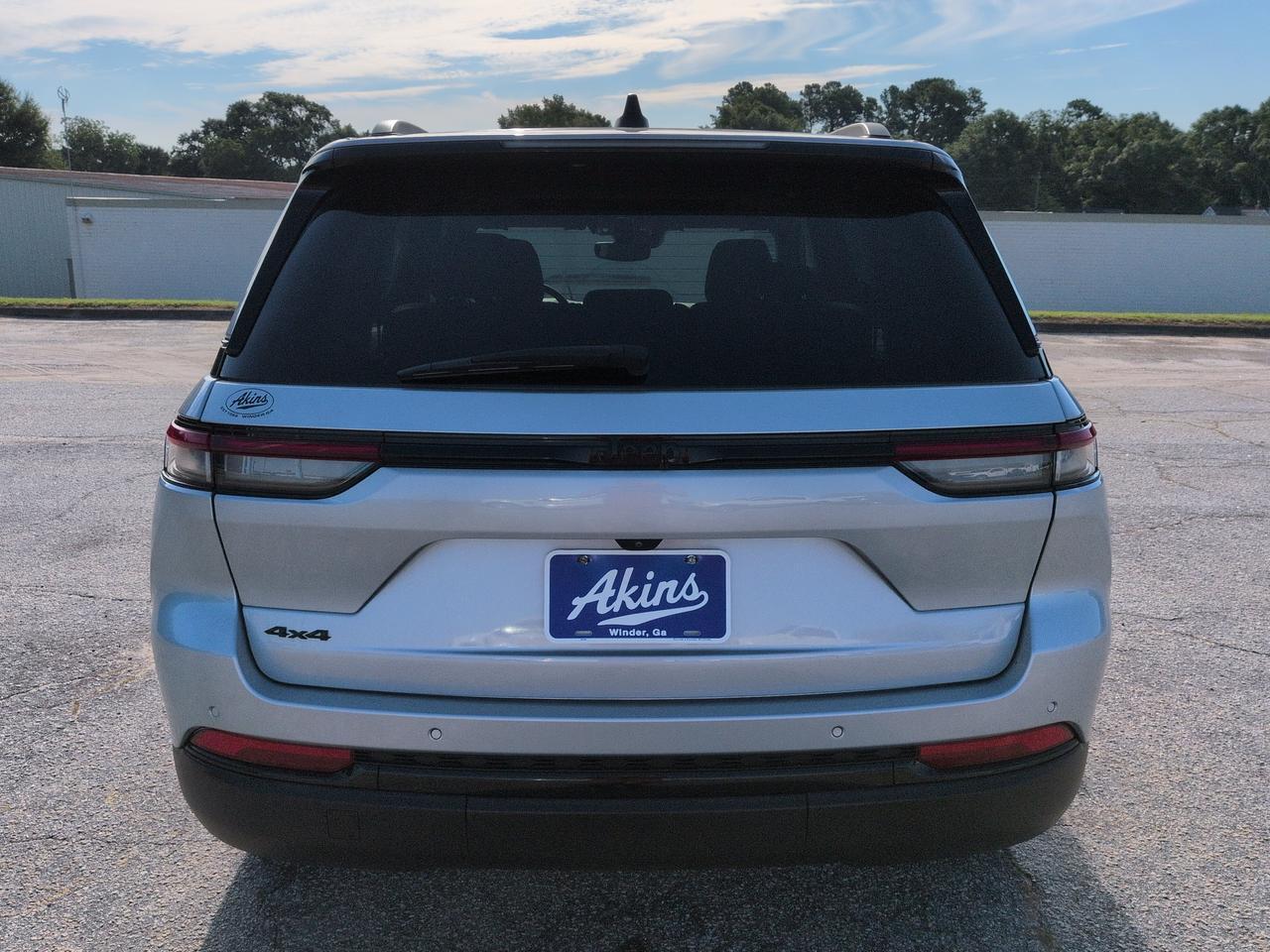 2023 Jeep Grand Cherokee Altitude X Winder GA