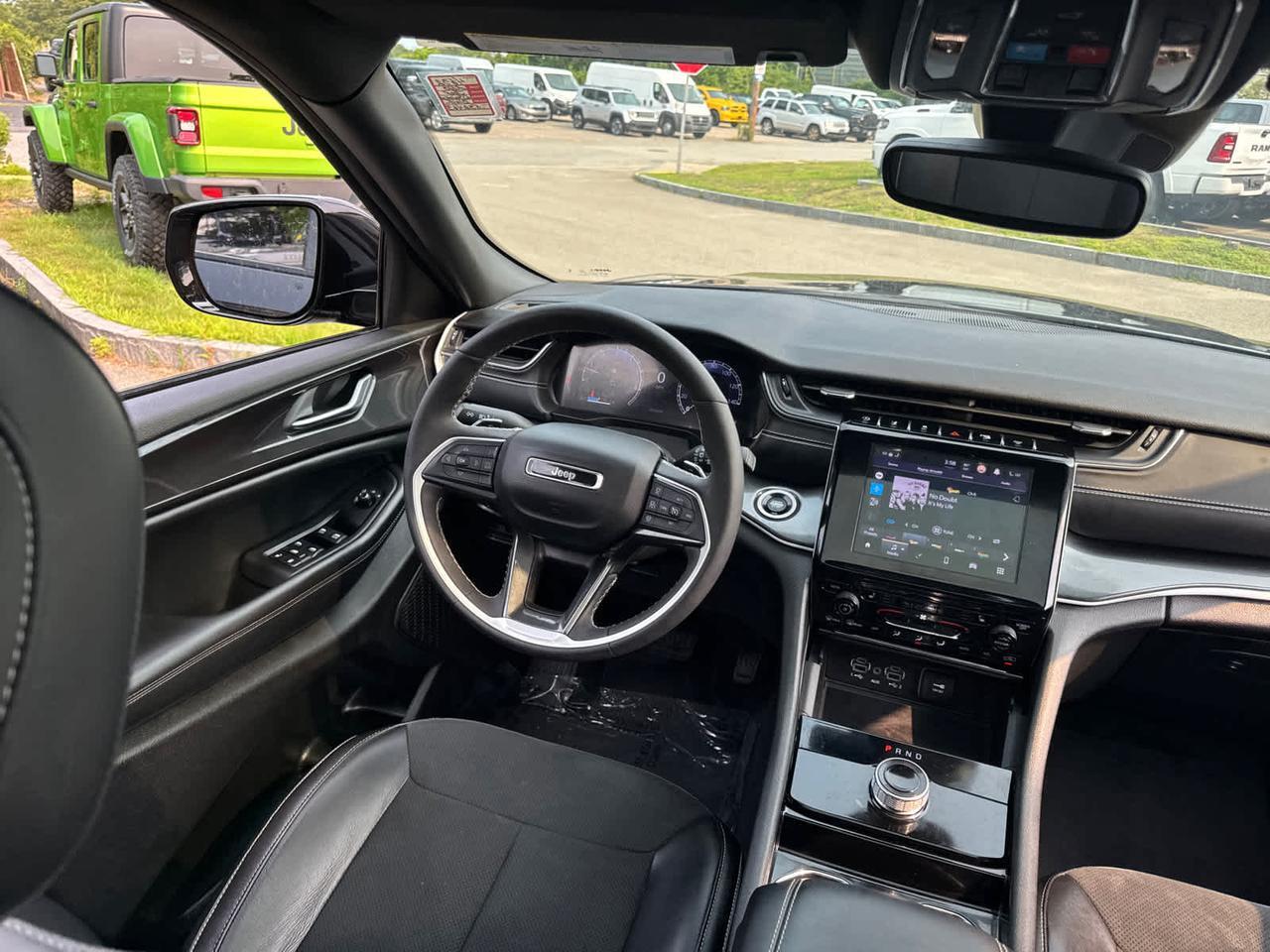 2023 Jeep Grand Cherokee Altitude Dartmouth MA
