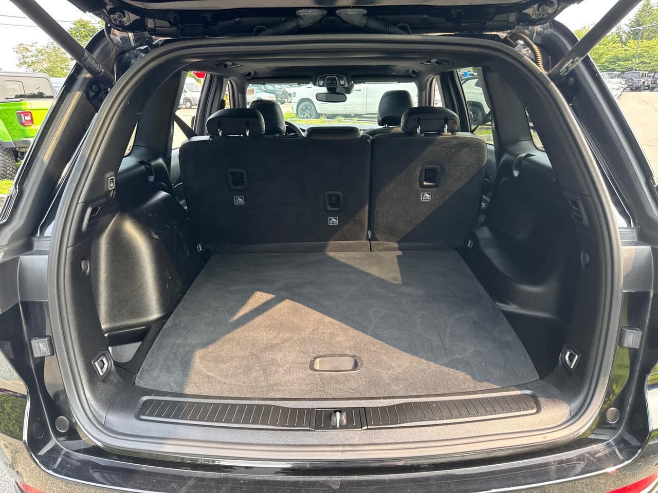 2023 Jeep Grand Cherokee Altitude Dartmouth MA