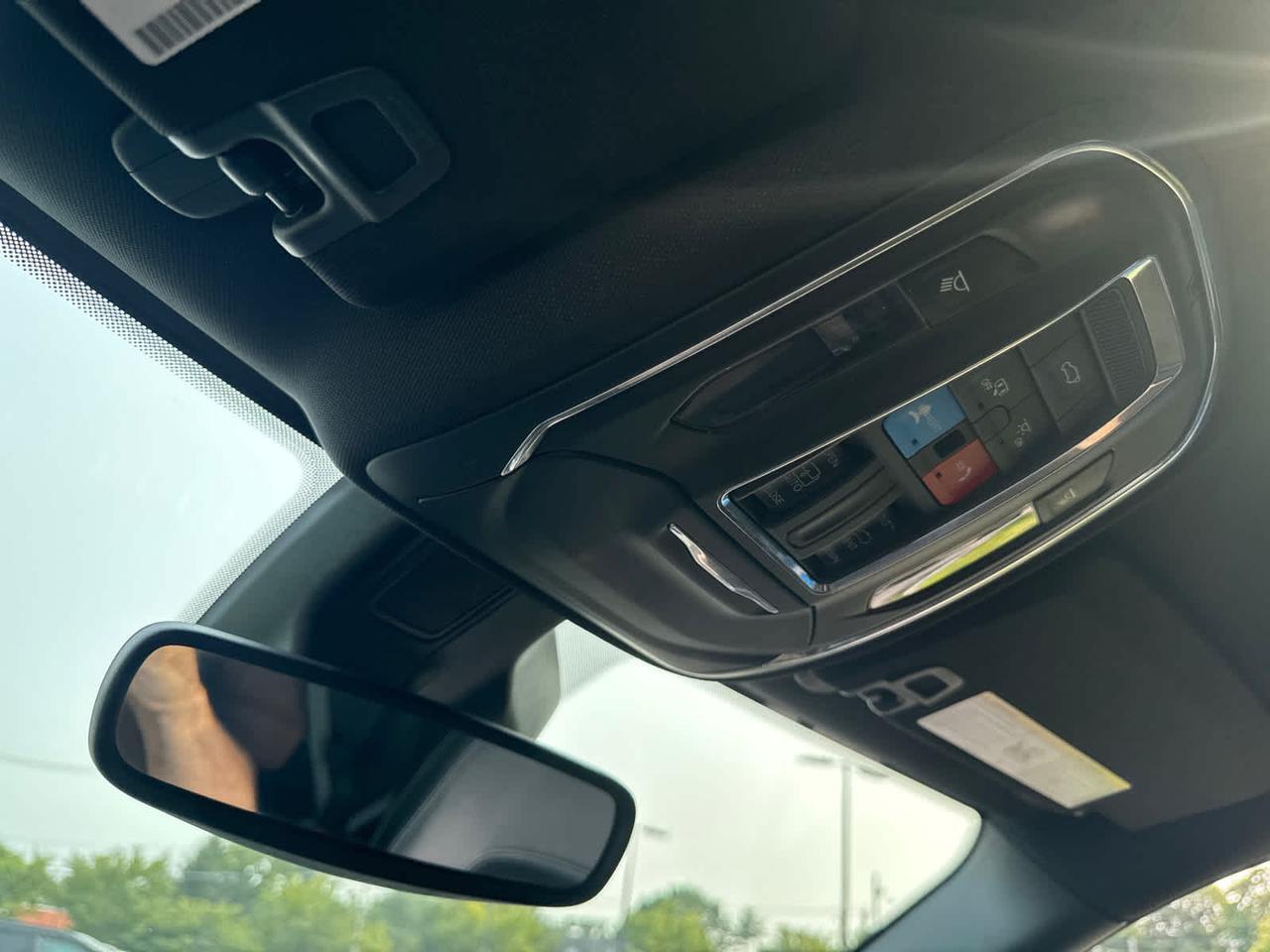 2023 Jeep Grand Cherokee Altitude Dartmouth MA
