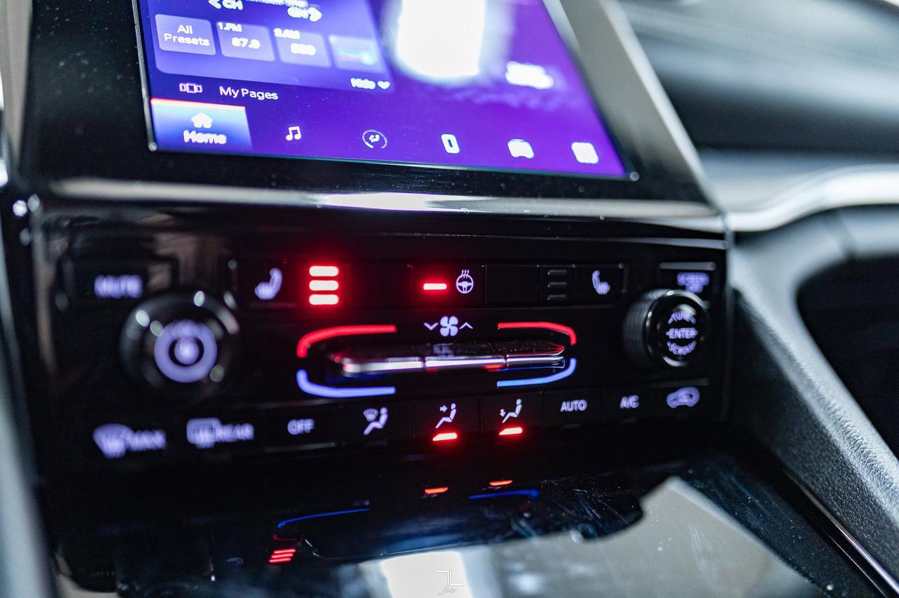 2023 Jeep Grand Cherokee L 4x4 Laredo PSeat BCam 3rd Row Red Deer AB