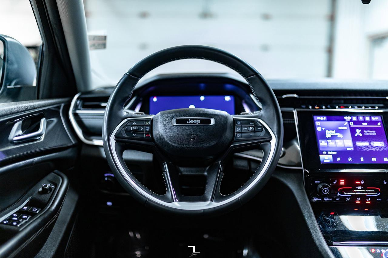 2023 Jeep Grand Cherokee L 4x4 Laredo PSeat BCam 3rd Row Red Deer AB