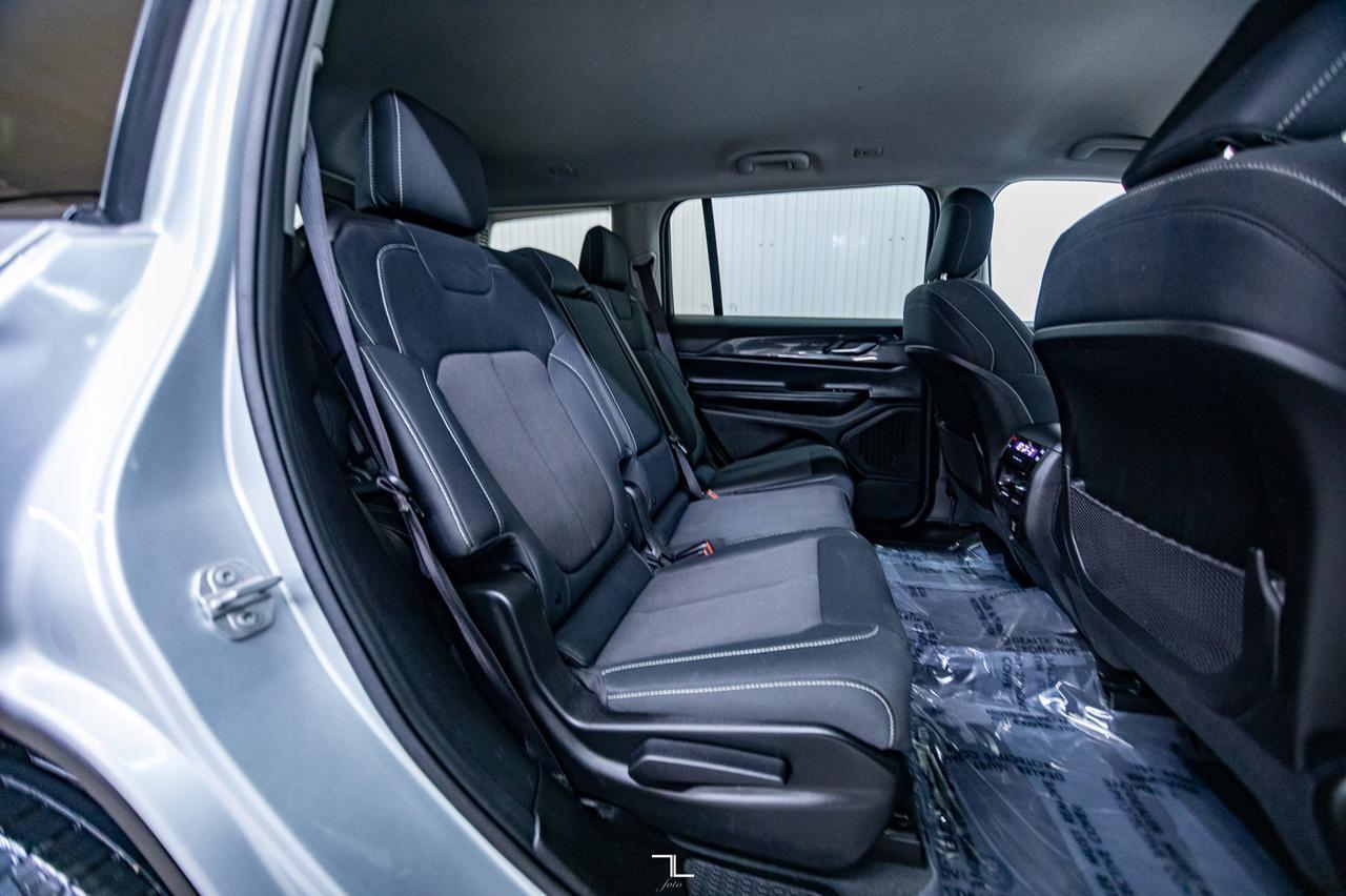 2023 Jeep Grand Cherokee L 4x4 Laredo PSeat BCam 3rd Row Red Deer AB