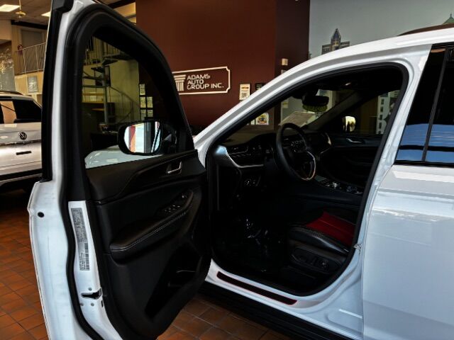 2023 Jeep Grand Cherokee L Altitude 4x4 Charlotte NC