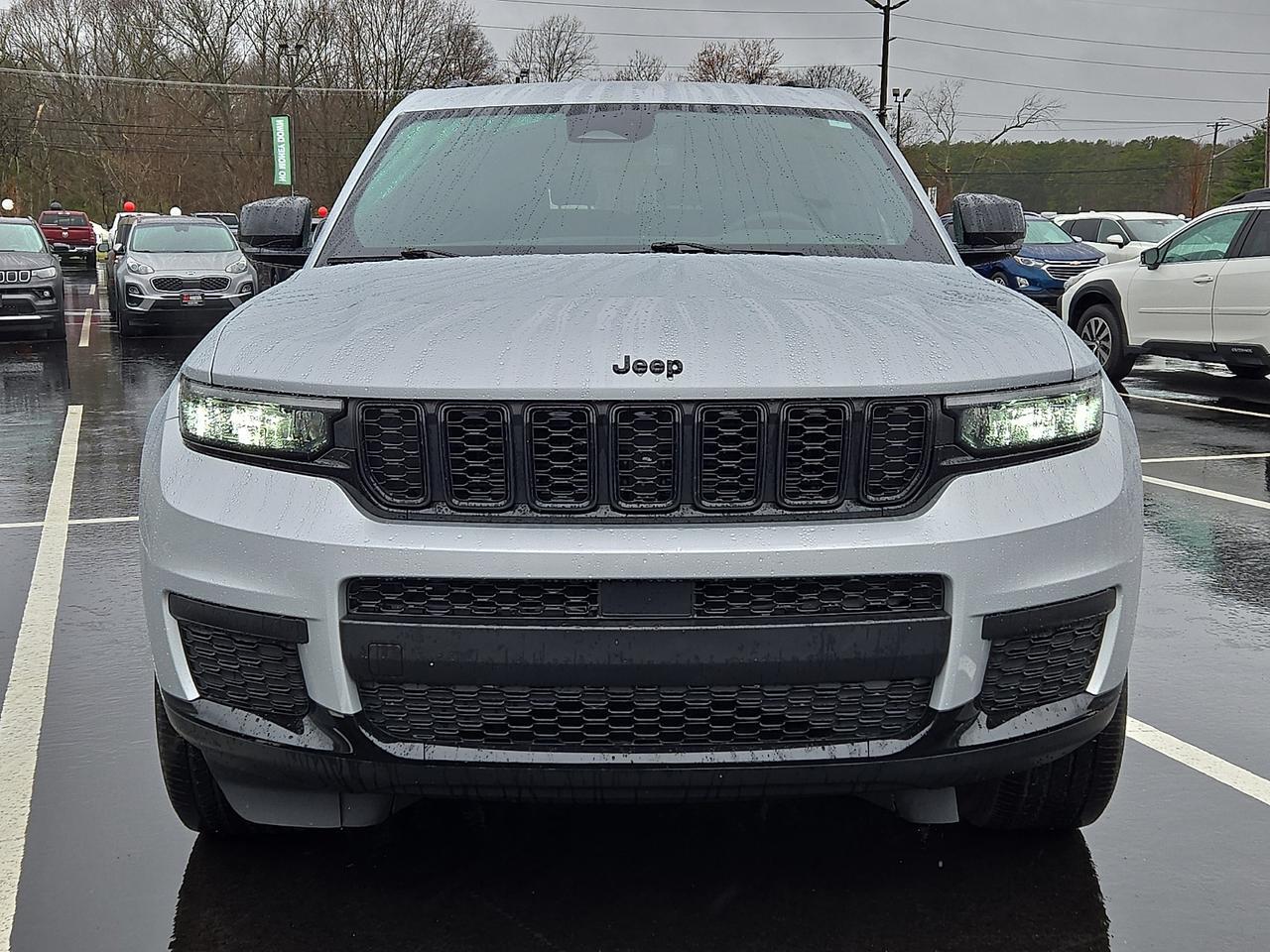 2023 Jeep Grand Cherokee L Altitude 4x4