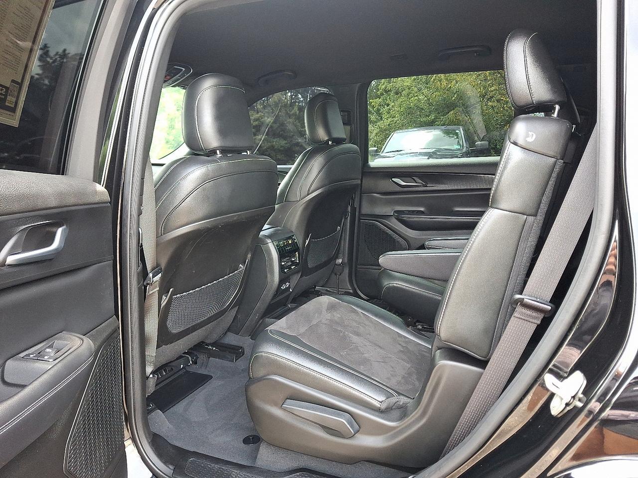 2023 Jeep Grand Cherokee L Altitude 4x4 Vineland NJ