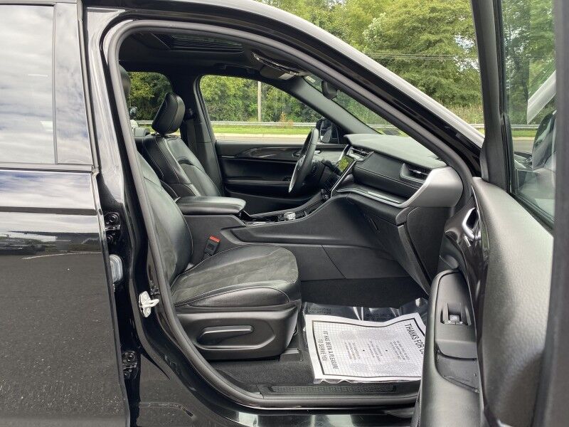 2023 Jeep Grand Cherokee L Altitude Bristol  PA