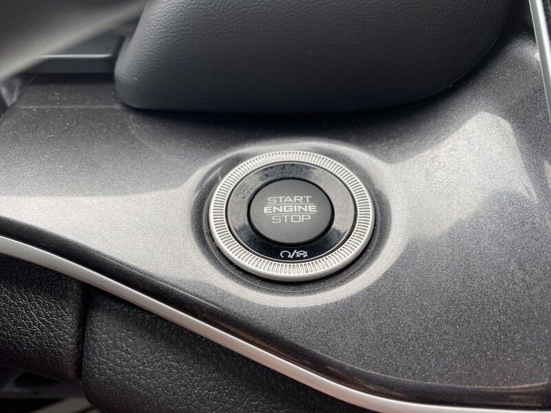 2023 Jeep Grand Cherokee L Altitude Bristol  PA