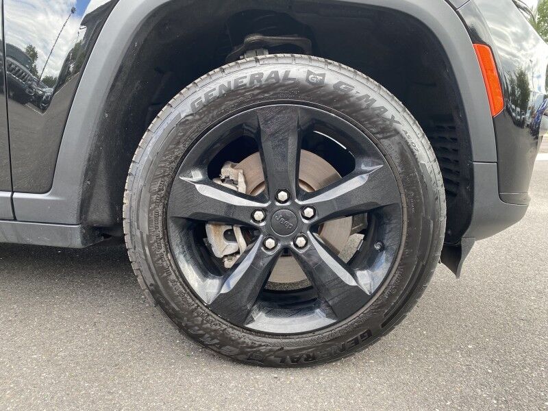 2023 Jeep Grand Cherokee L Altitude Bristol  PA