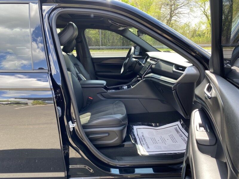 2023 Jeep Grand Cherokee L Altitude Springfield PA