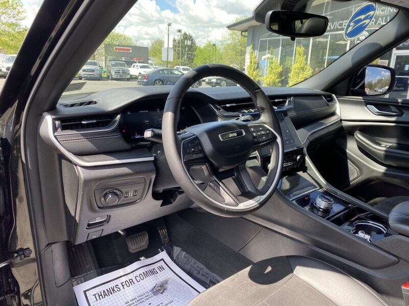 2023 Jeep Grand Cherokee L Altitude Springfield PA