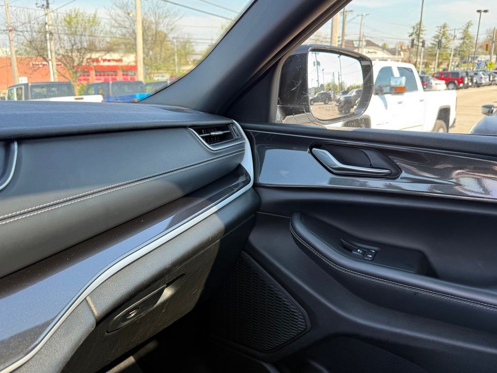 2023 Jeep Grand Cherokee L Altitude Crestwood KY