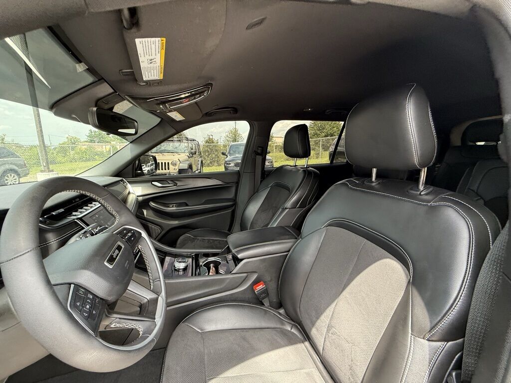 2023 Jeep Grand Cherokee L Altitude Crestwood KY