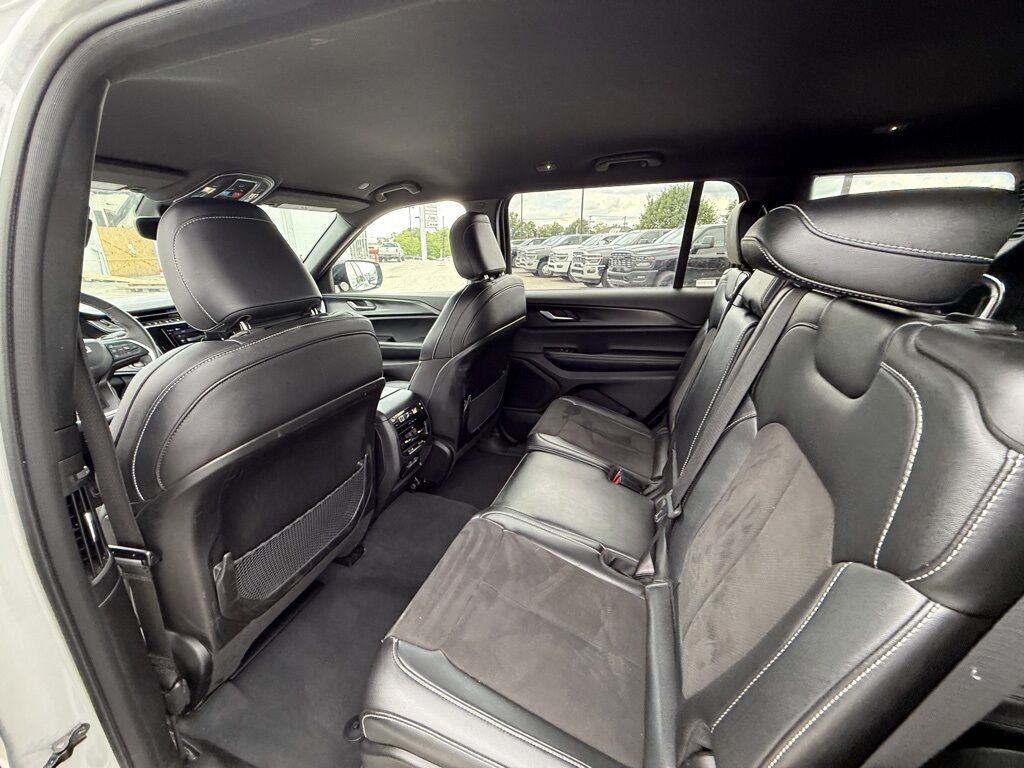 2023 Jeep Grand Cherokee L Altitude Crestwood KY