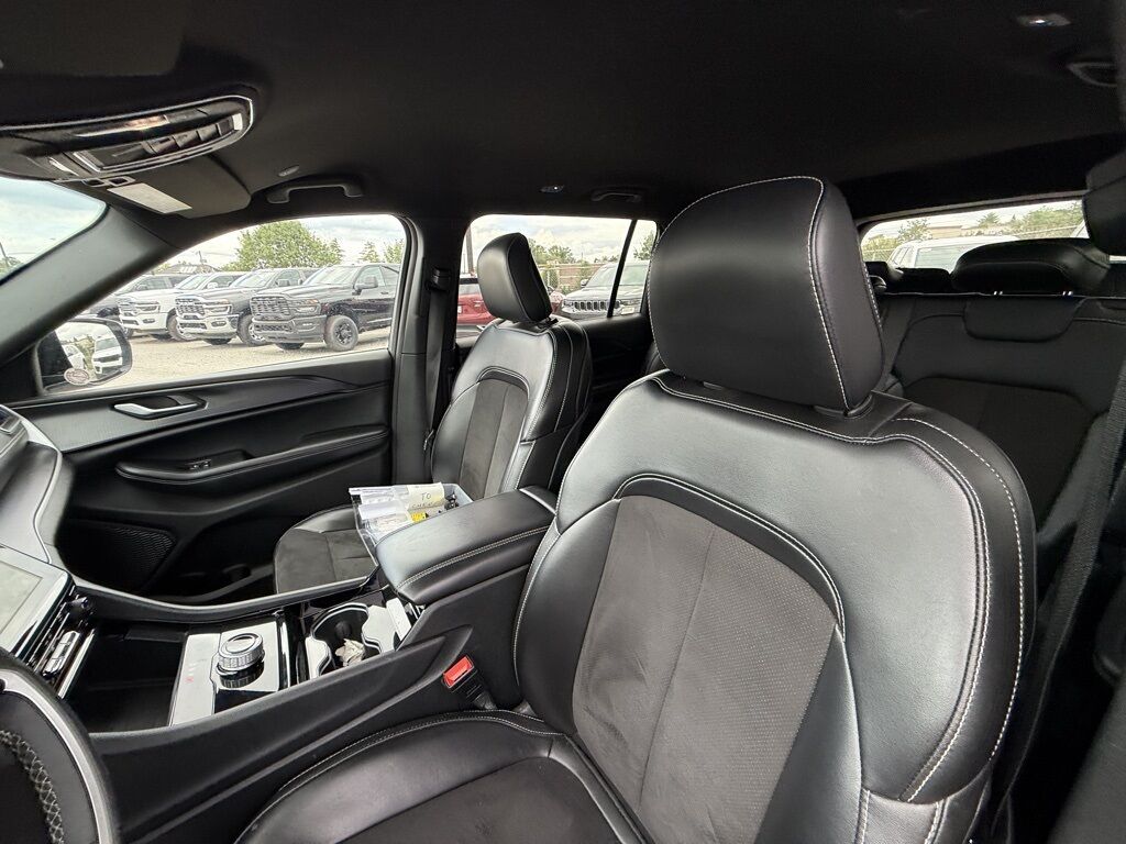 2023 Jeep Grand Cherokee L Altitude Crestwood KY
