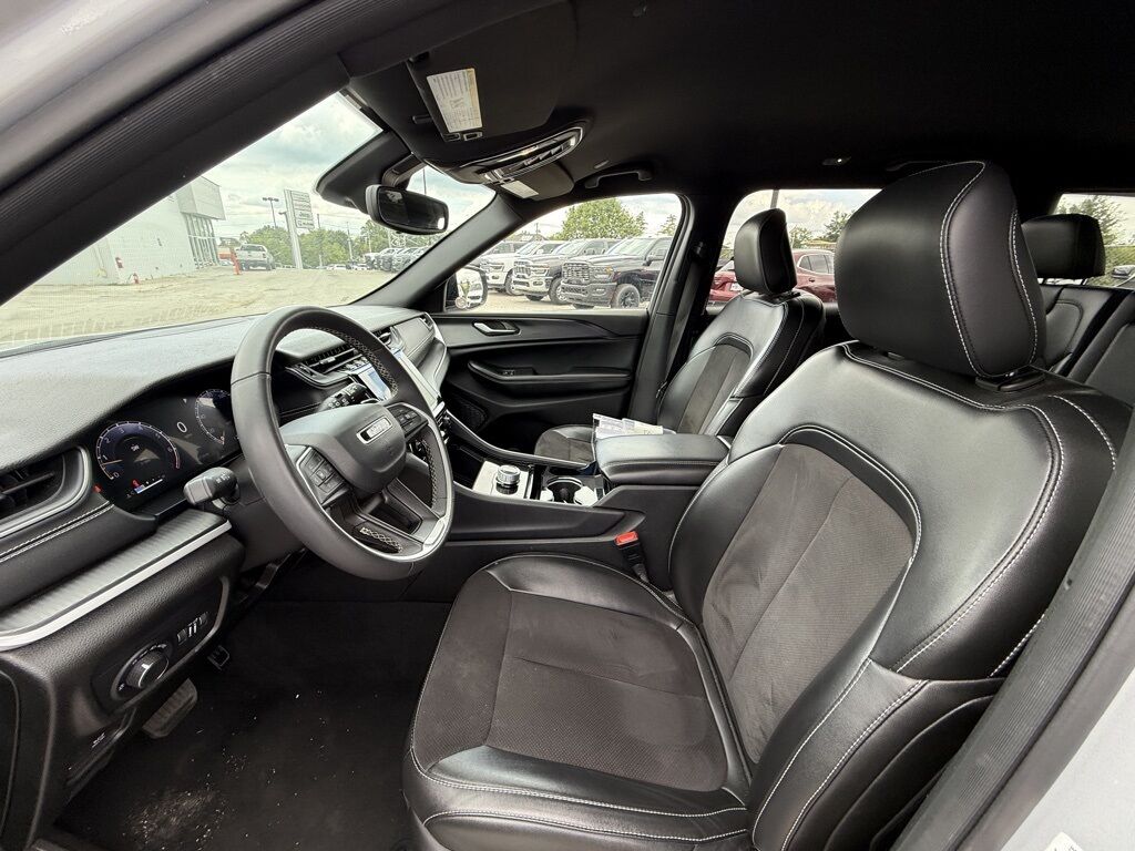 2023 Jeep Grand Cherokee L Altitude Crestwood KY