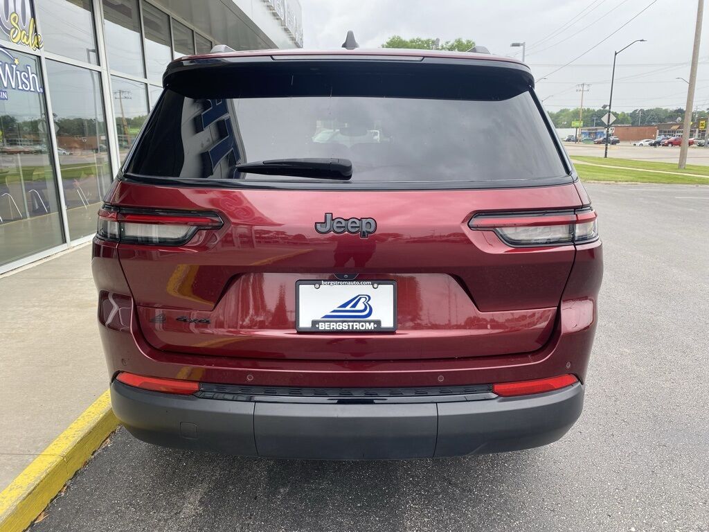 2023 Jeep Grand Cherokee L Altitude Green Bay WI