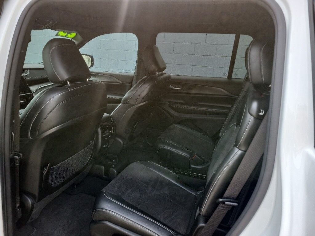 2023 Jeep Grand Cherokee L Altitude Owego NY