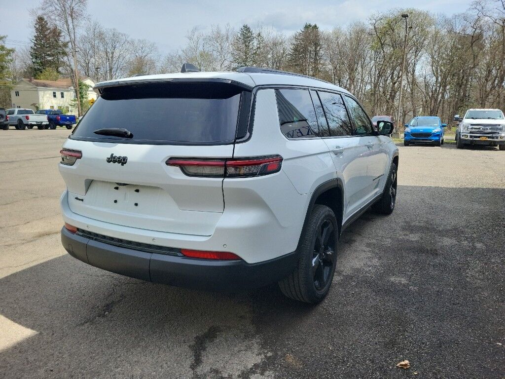 2023 Jeep Grand Cherokee L Altitude Owego NY