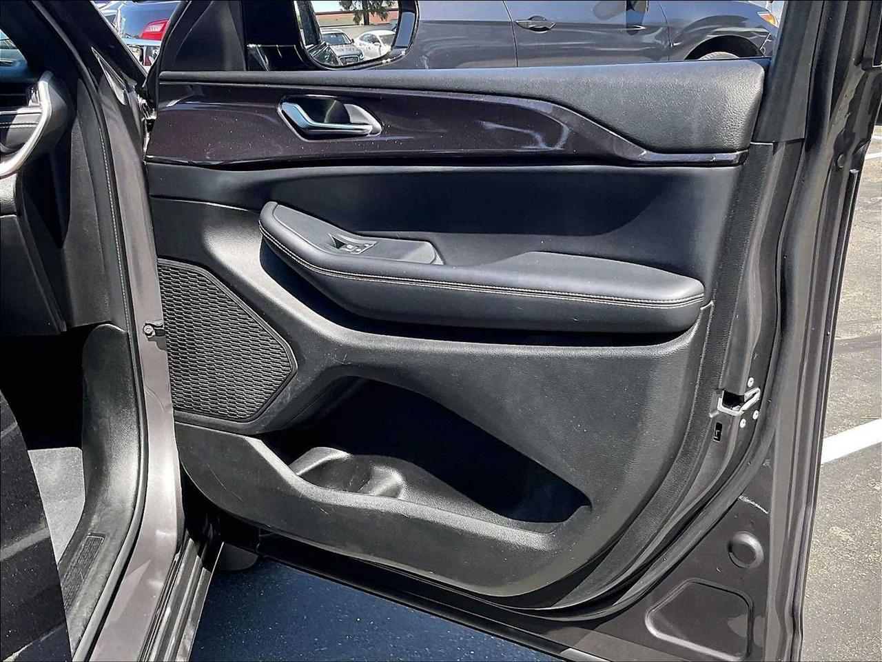 2023 Jeep Grand Cherokee L Altitude Roseville CA