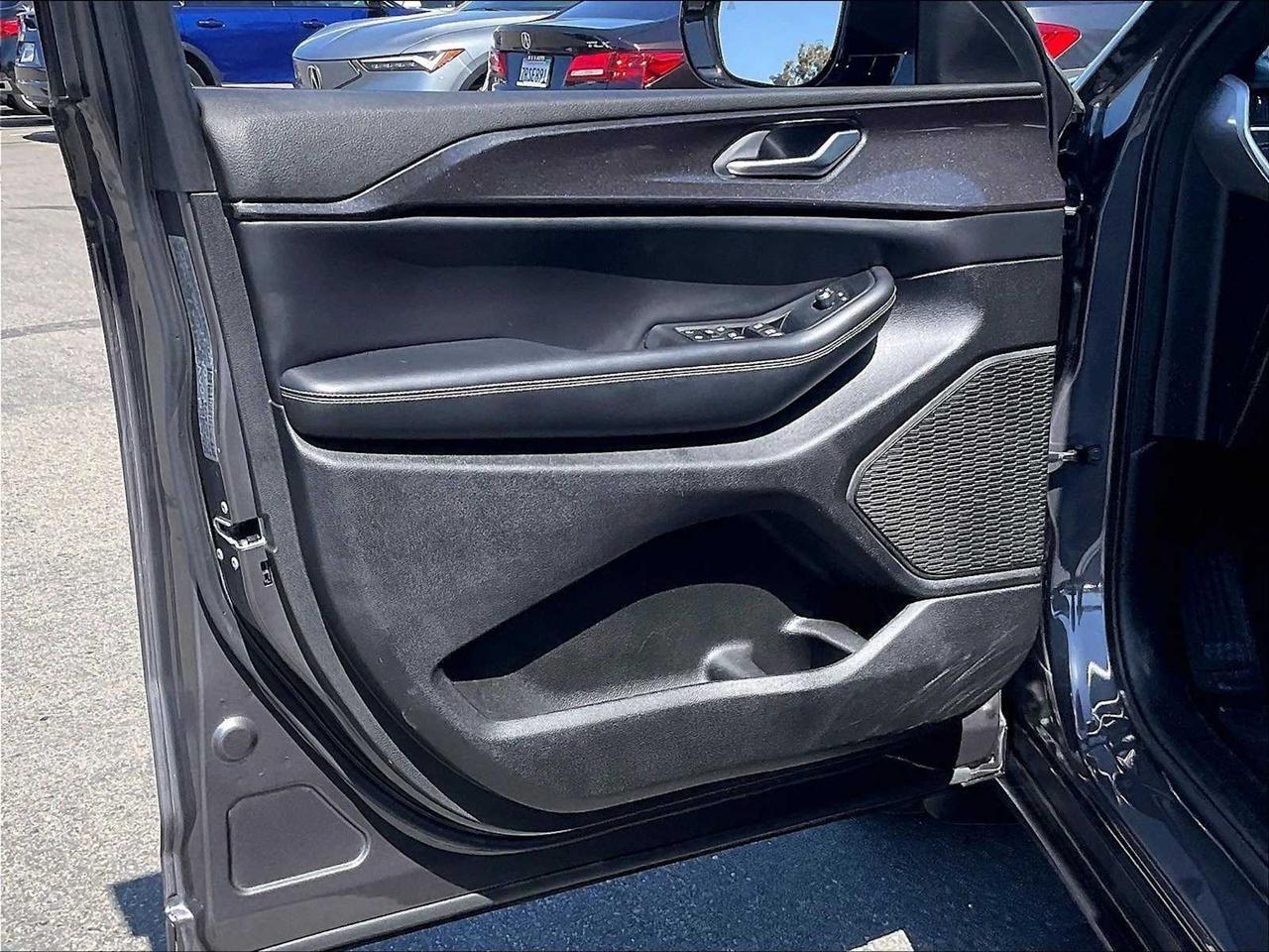 2023 Jeep Grand Cherokee L Altitude Roseville CA