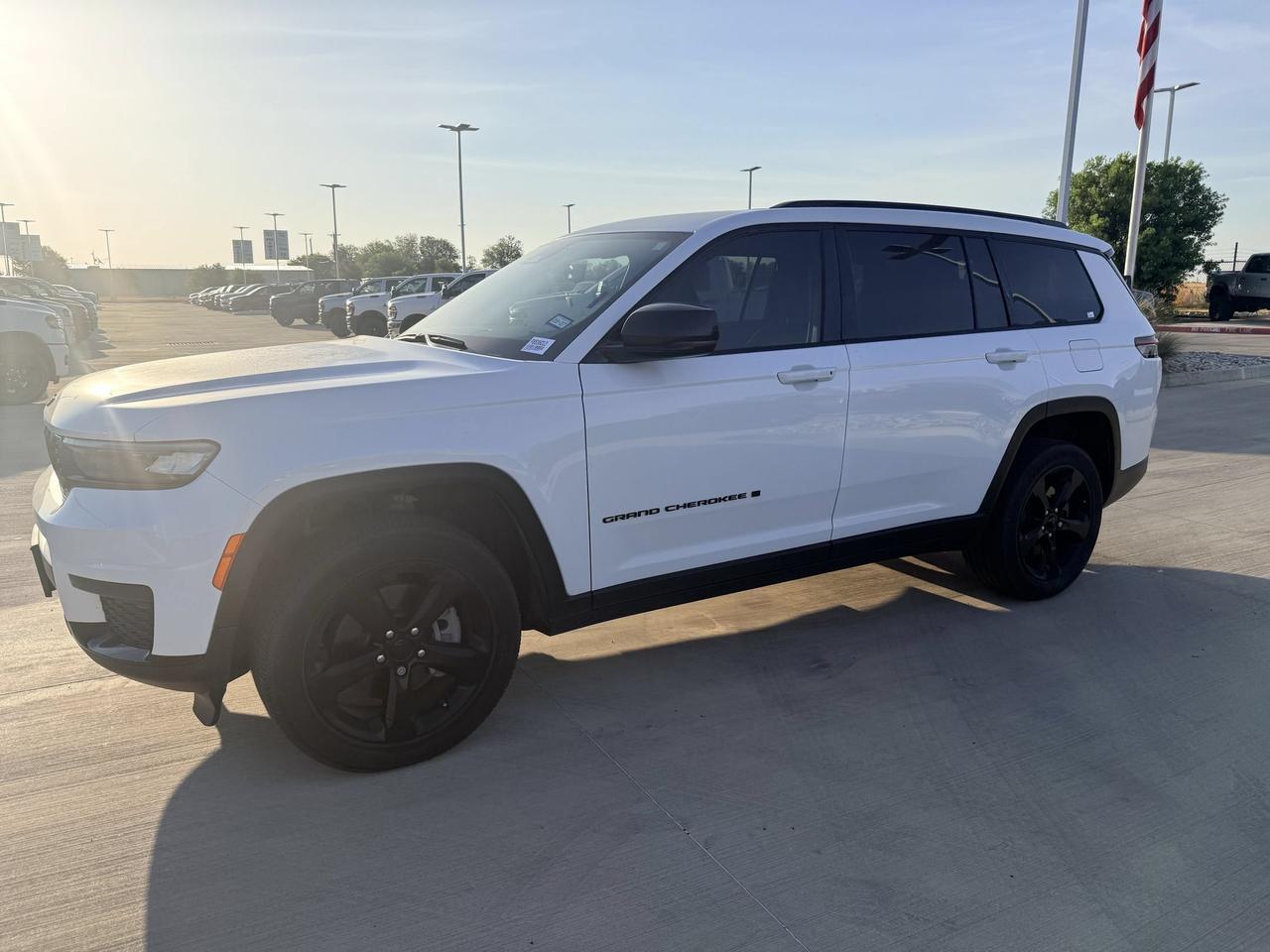 2023 Jeep Grand Cherokee L Altitude Castroville TX