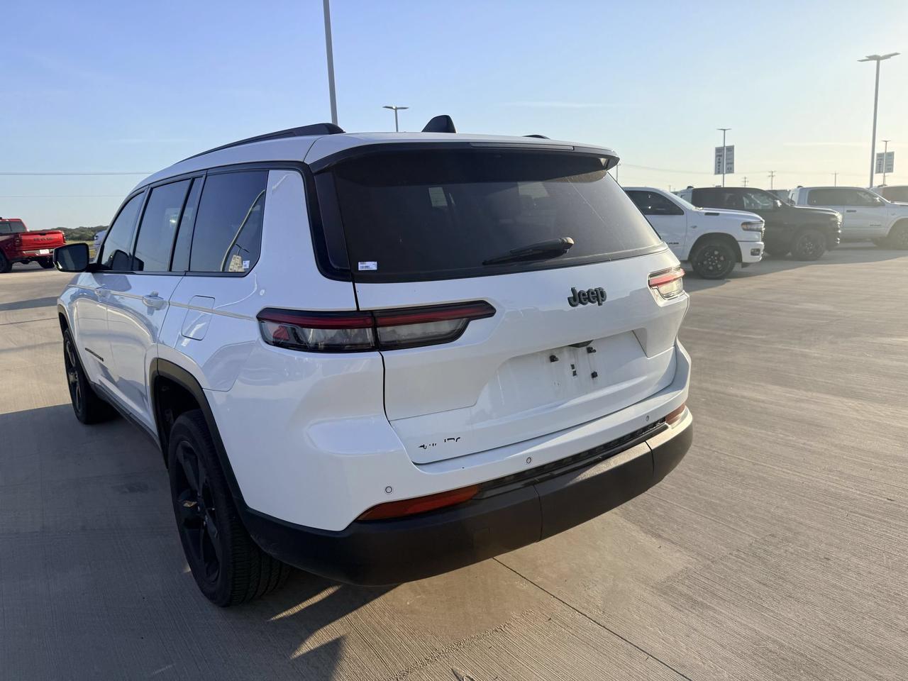 2023 Jeep Grand Cherokee L Altitude Castroville TX