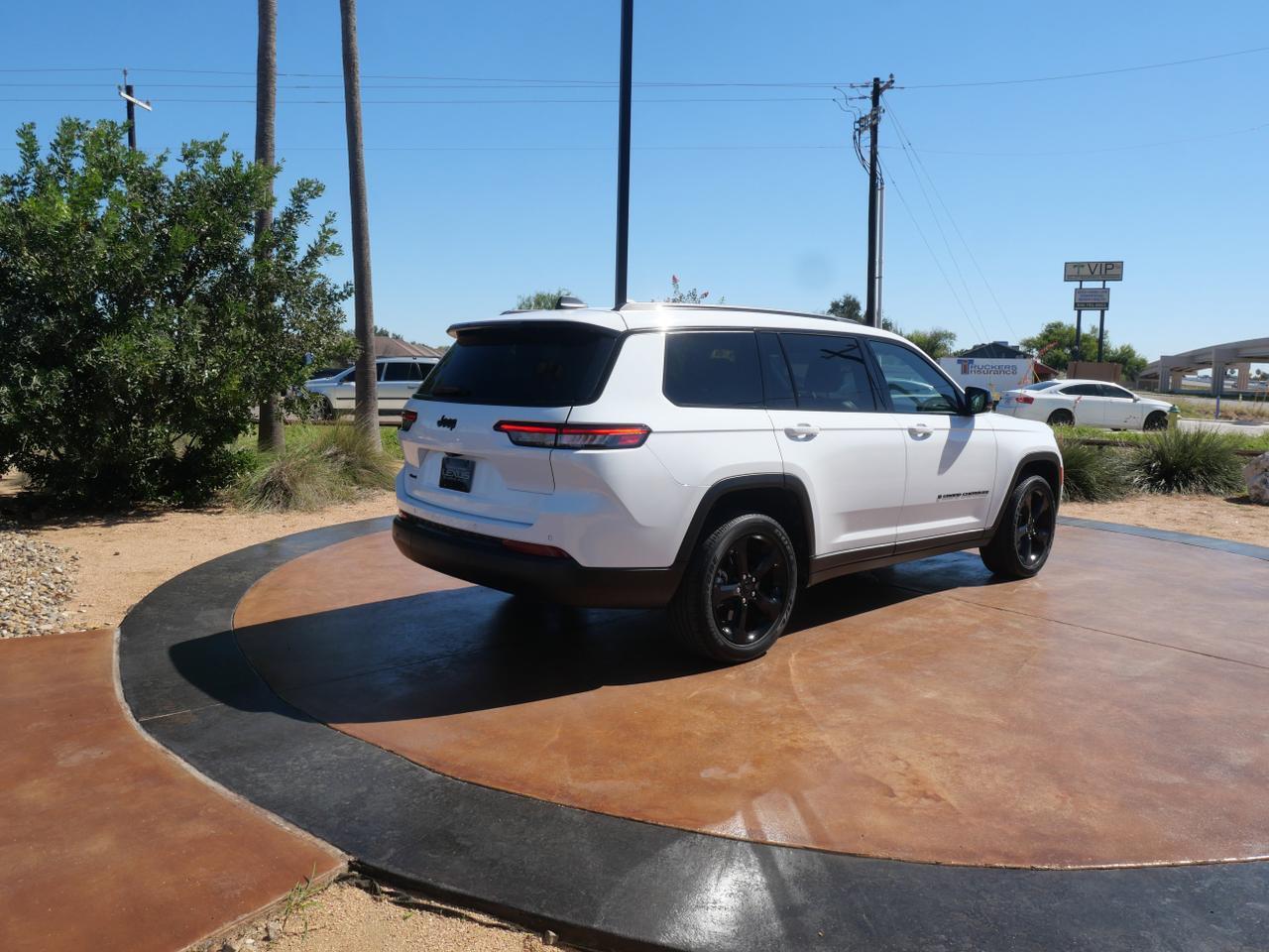 2023 Jeep Grand Cherokee L Altitude
