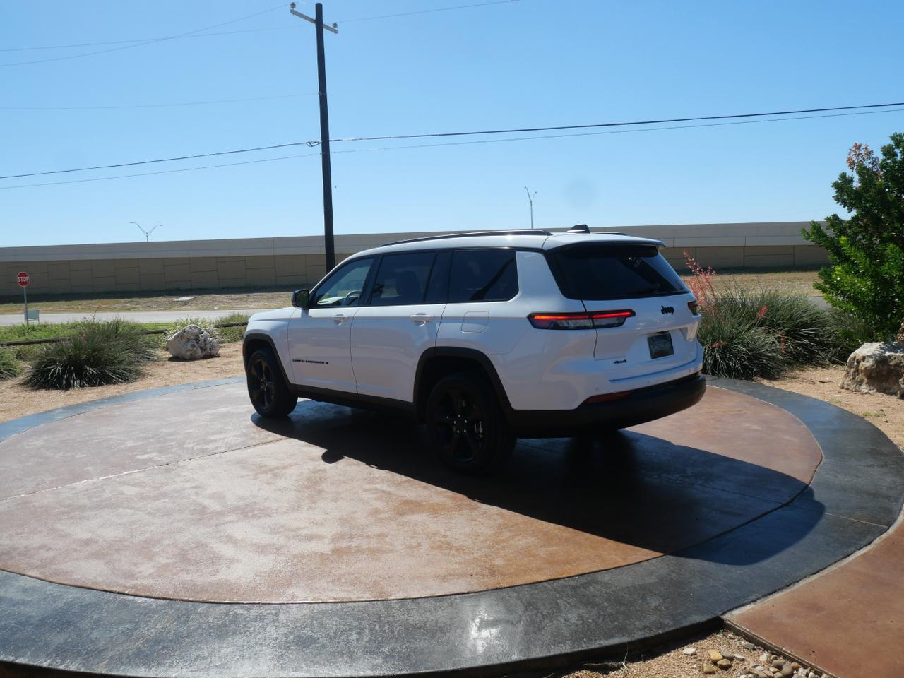 2023 Jeep Grand Cherokee L Altitude San Juan TX