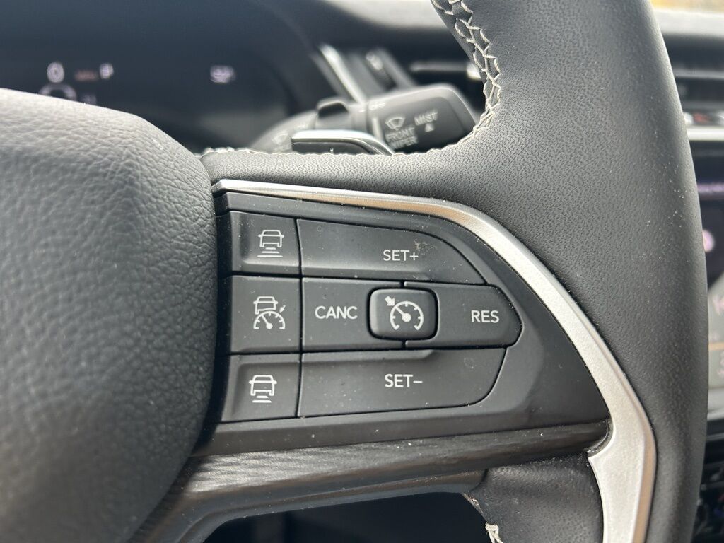 2023 Jeep Grand Cherokee L Altitude X Crestwood KY