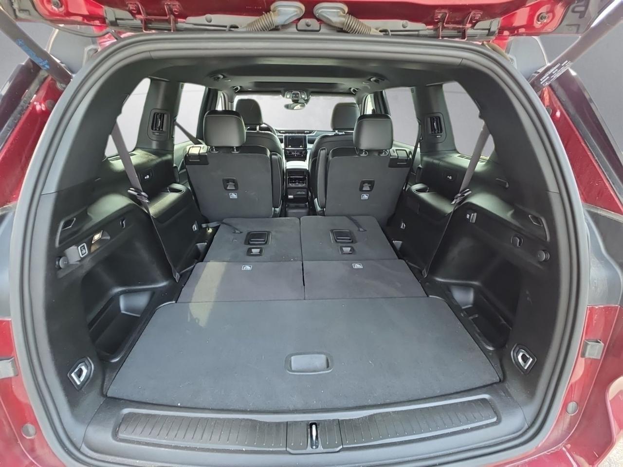 2023 Jeep Grand Cherokee L Altitude Glen Burnie MD