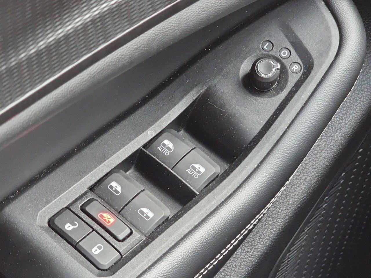 2023 Jeep Grand Cherokee L Altitude Glen Burnie MD
