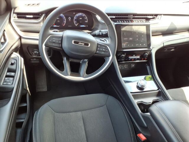 2023 Jeep Grand Cherokee L Laredo  TX