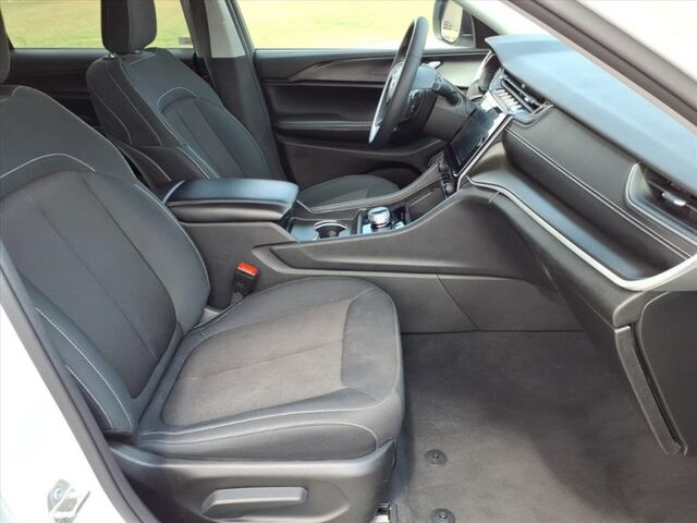 2023 Jeep Grand Cherokee L Laredo  TX