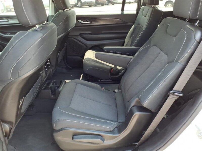 2023 Jeep Grand Cherokee L Laredo Del Rio TX