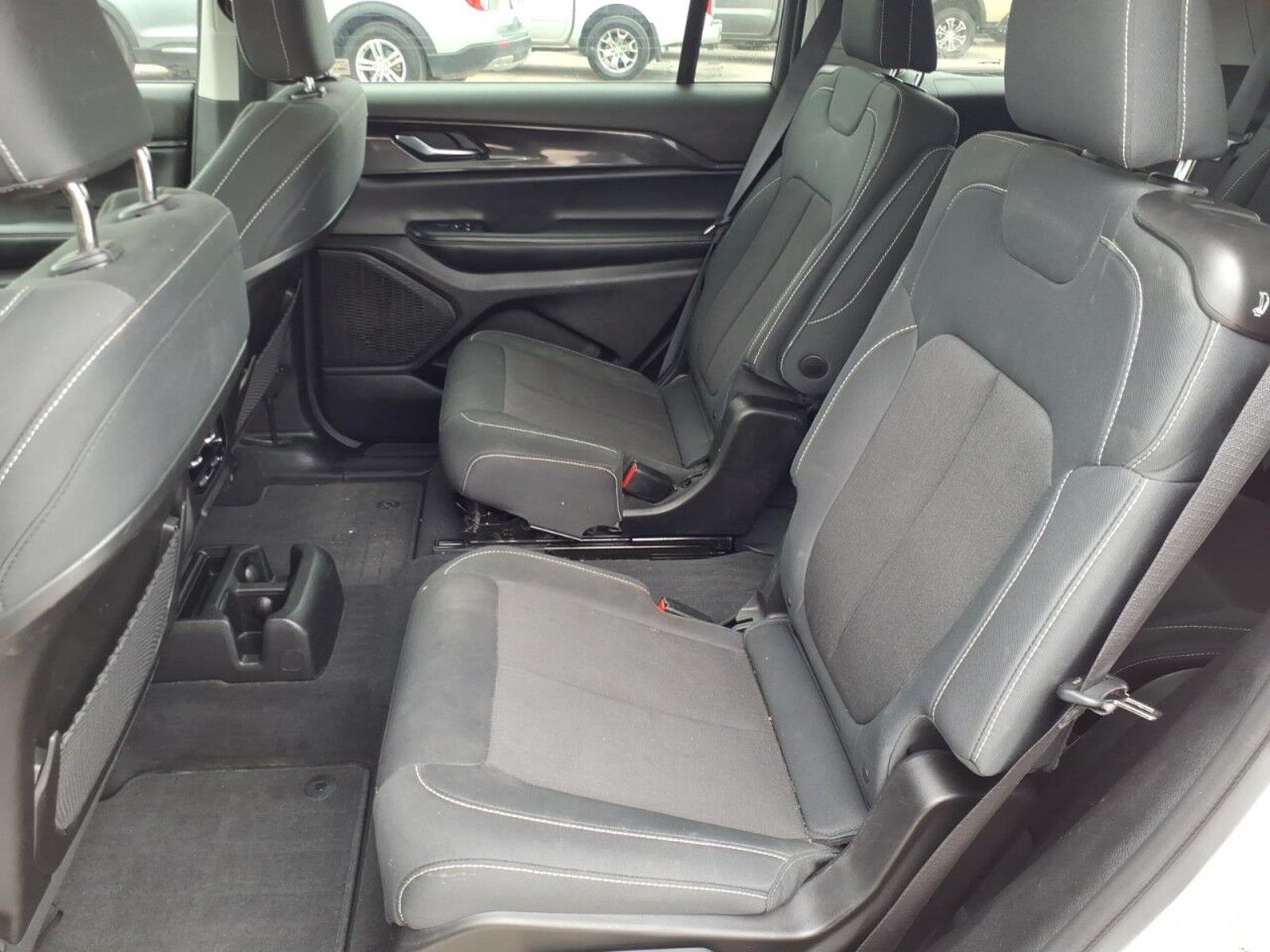 2023 Jeep Grand Cherokee L Laredo Uvalde TX