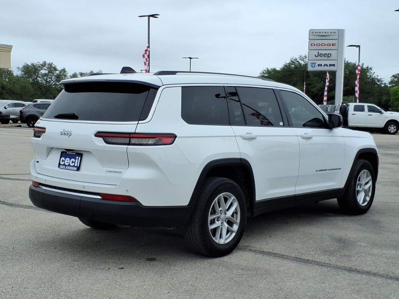 2023 Jeep Grand Cherokee L Laredo Uvalde TX