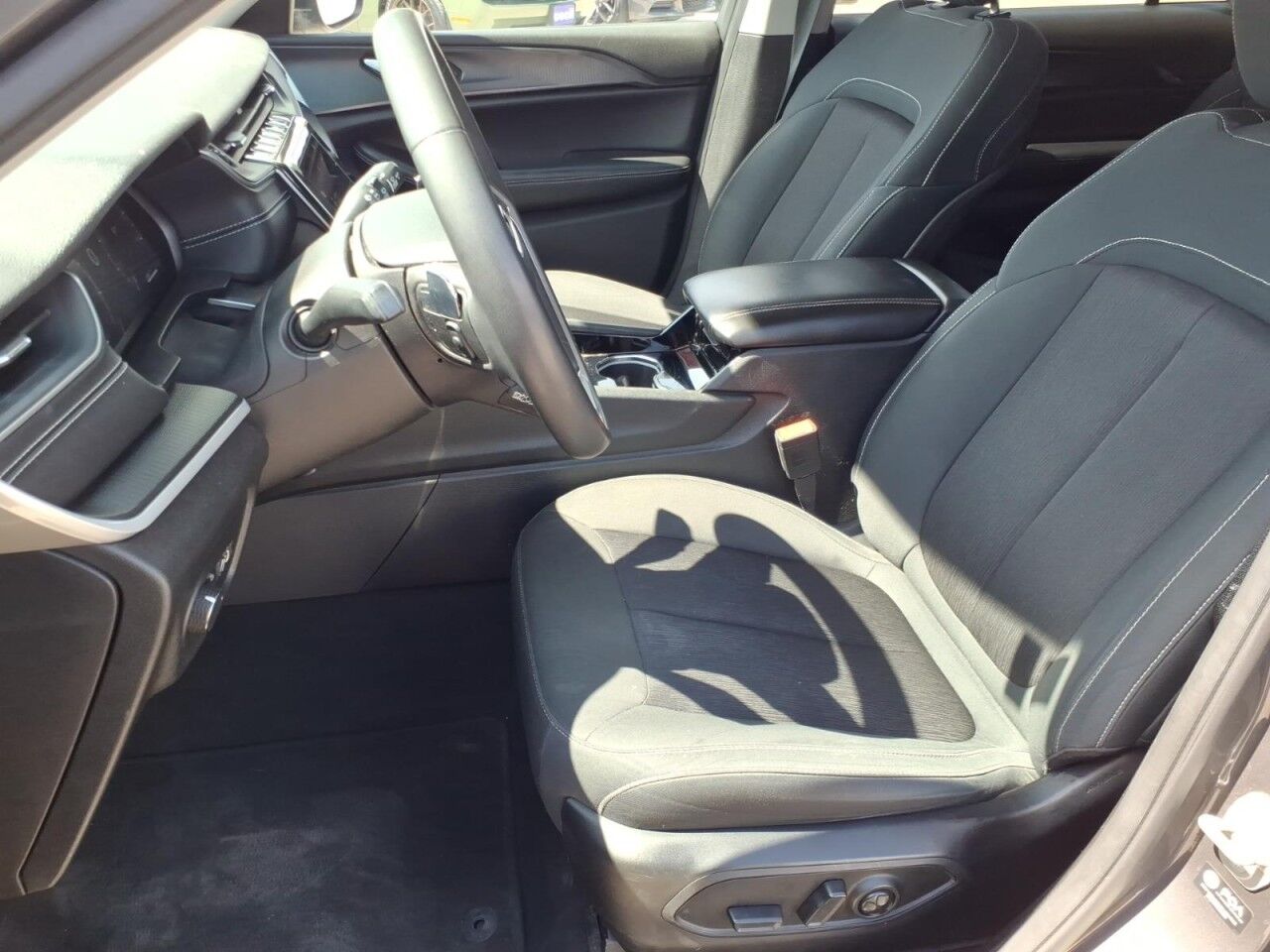 2023 Jeep Grand Cherokee L Laredo Uvalde TX