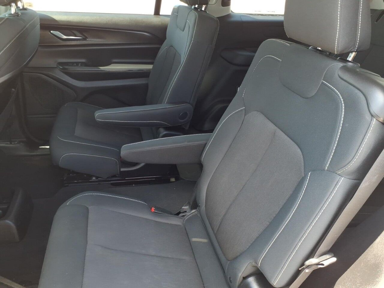 2023 Jeep Grand Cherokee L Laredo Uvalde TX