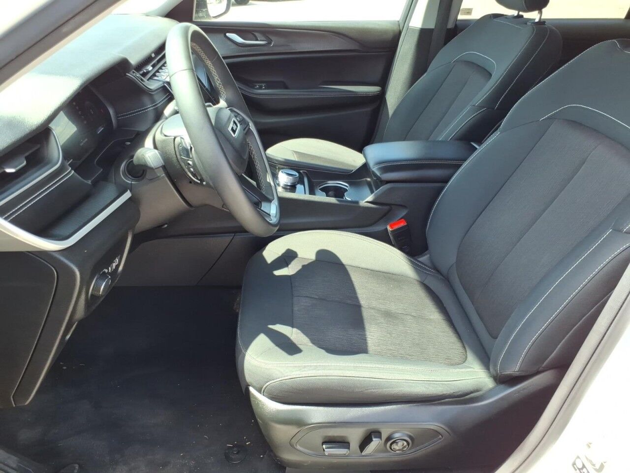 2023 Jeep Grand Cherokee L Laredo Uvalde TX