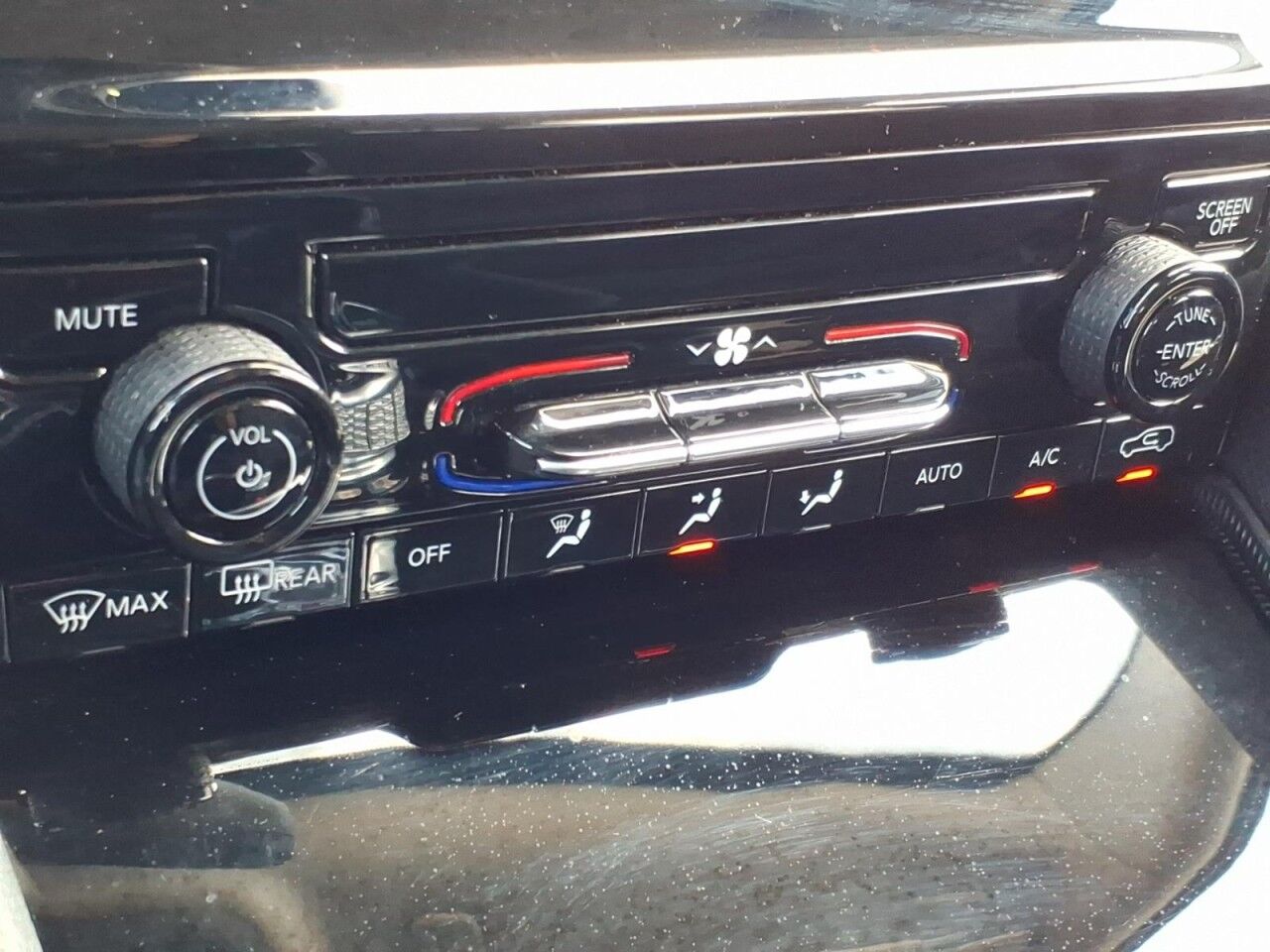 2023 Jeep Grand Cherokee L Laredo Uvalde TX