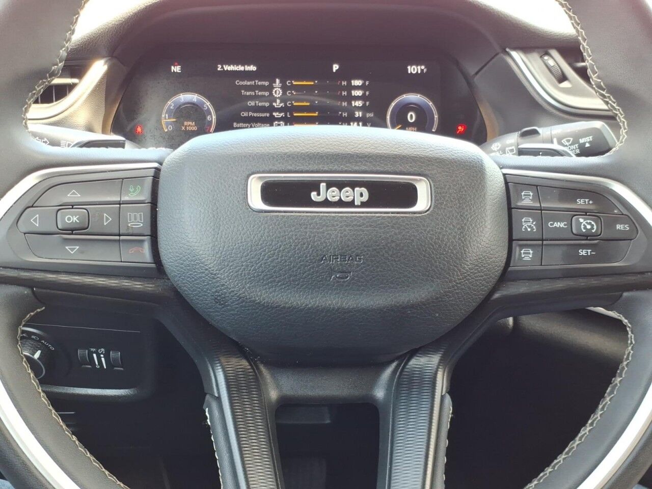 2023 Jeep Grand Cherokee L Laredo Uvalde TX